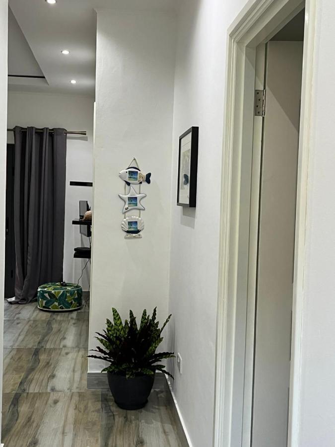 Jasmine Stay Self-Catering Apartments Victoria Buitenkant foto