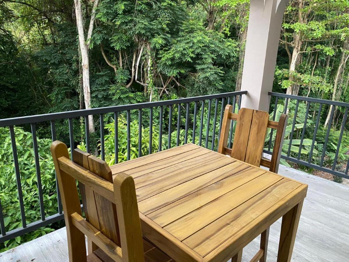 Jasmine Stay Self-Catering Apartments Victoria Buitenkant foto